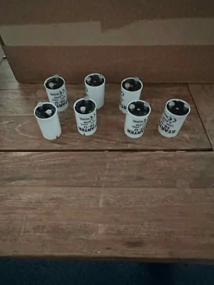 Photo of free FluorescentLight starter (Ascot SL5) #2