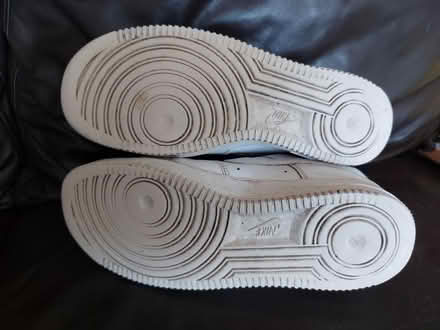 Photo of free V well-worn Nike Airforce1 trainers (Frimley) #2