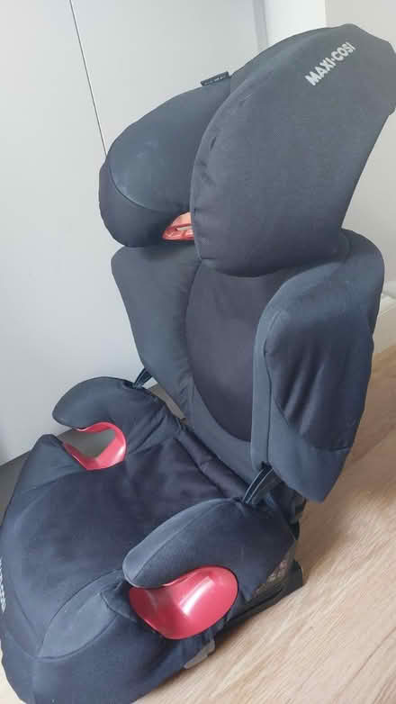 Photo of free High backed booster seat (North Abingdon OX14) #3