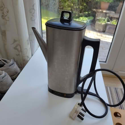 Photo of free Electric coffee percolator (Barnard's Green WR14) #1