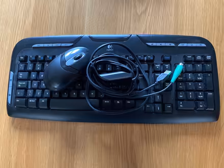 Photo of free Wireless keyboard and mouse (Cheltenham GL52) #1