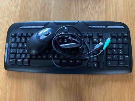 Photo of free Wireless keyboard and mouse (Cheltenham GL52) #1