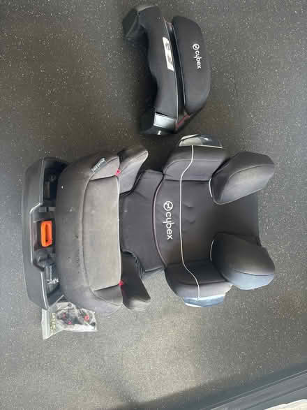 Photo of free Cybex pallas2 car seat (Chingford E4) #1