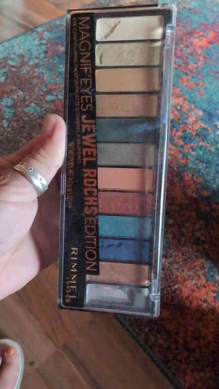 Photo of free Eyeshadow pallet (Combe Down) #1