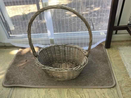 Photo of free Wicker basket (Shoreham-by-Sea BN43) #1