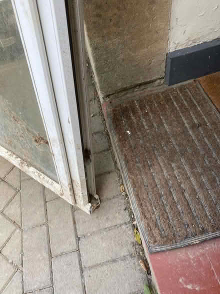 Photo of free 2 sealed units in a window frame (Batheaston) #1