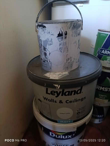 Photo of free Paint (WV4 parkfields) #3
