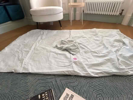 Photo of free Green and white superking duvet cover. (Shepherds Bush W14) #1