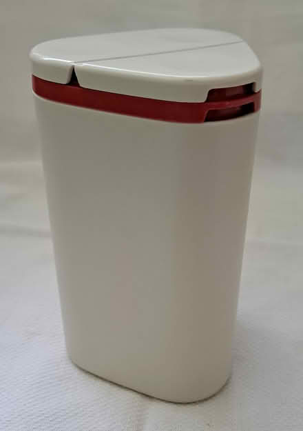 Photo of free Tupperware container (BR5 St Mary Cray) #1