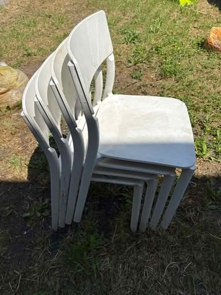 Photo of free I give away 4 garden chairs (BR15JR) #1