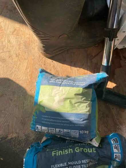 Photo of free Tiling adhesive and grout (Wallington SM6) #2