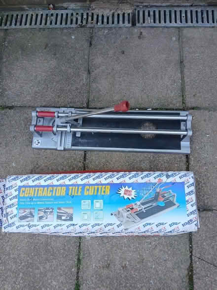 Photo of free Heavy Duty Tile Cutter (Eastcote HA4) #3