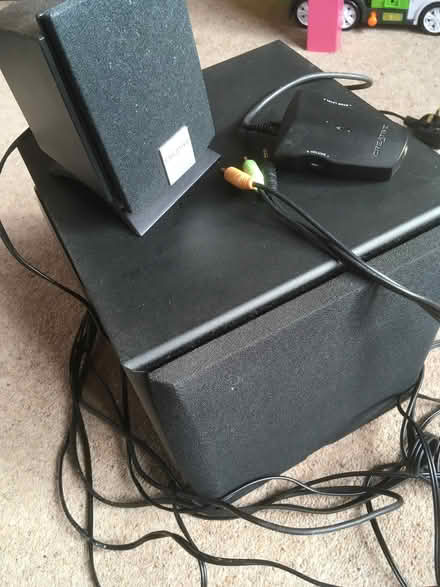 Photo of free Speaker system for PC (Wilmslow SK9) #1