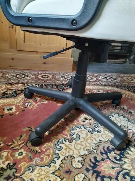 Photo of free Cream swivel office chair (BS16) #3