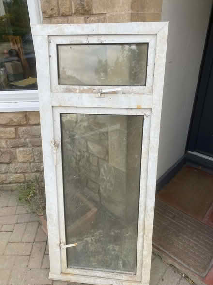 Photo of free 2 sealed units in a window frame (Batheaston) #4