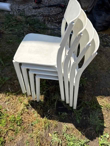 Photo of free I give away 4 garden chairs (BR15JR) #3