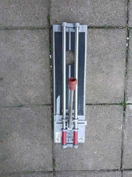 Photo of free Heavy Duty Tile Cutter (Eastcote HA4) #2