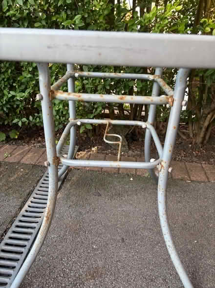 Photo of free Garden table (Yardley Wood B14) #2