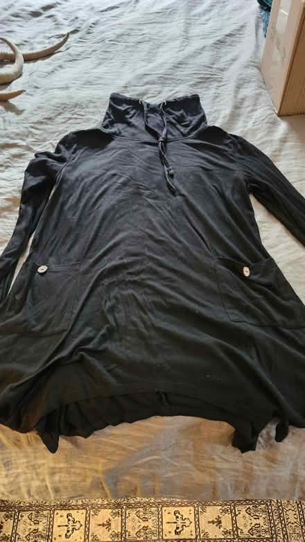 Photo of free Tunic top (Jamaica/Kew Gardens, Queens) #1