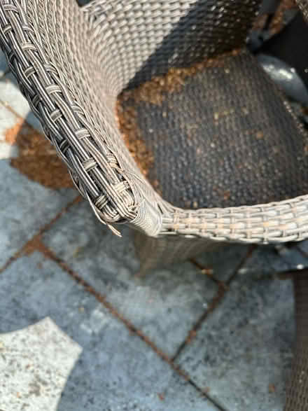 Photo of free Outdoor Ratan table and chairs (Old Basing RG24) #4