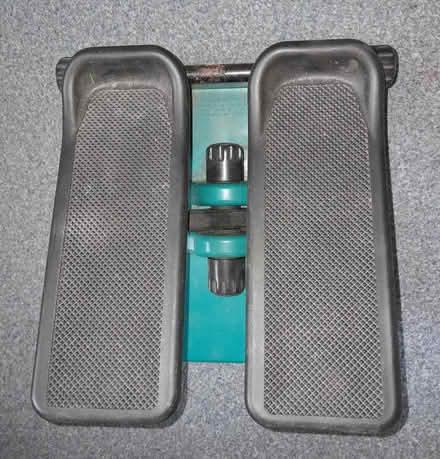 Photo of free Stepper trainer thingy non motorised (Buxted TN22) #1