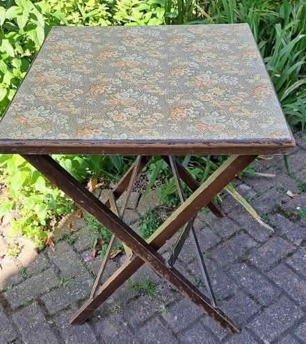 Photo of free Card table (BR5 St Mary Cray) #1