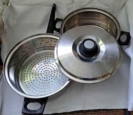 Photo of free Stacking saucepans (BR5 St Mary Cray) #2