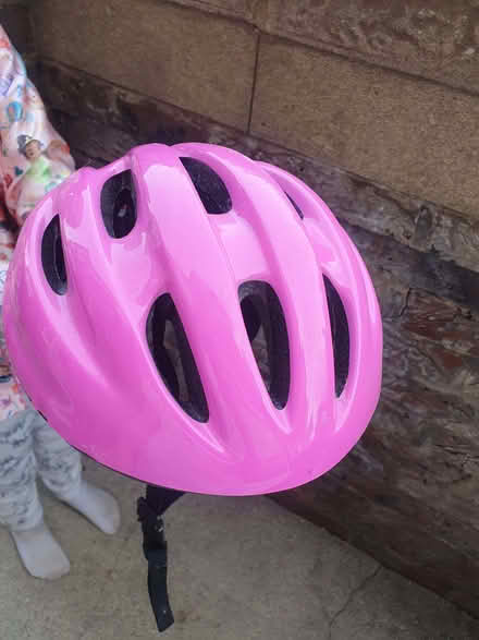Photo of free Girls bike helmet (Seaside BN22) #3