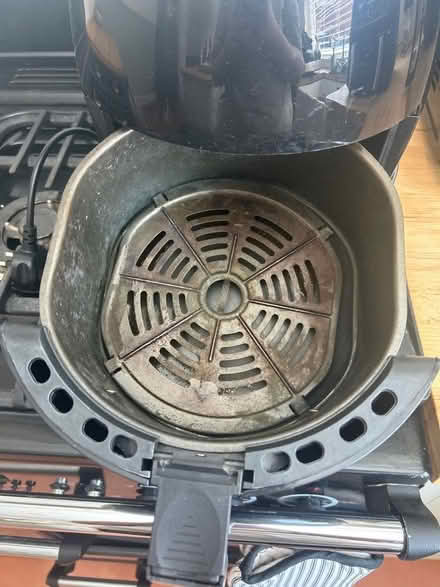 Photo of free Tower air fry (Hesketh Bank PR4) #2