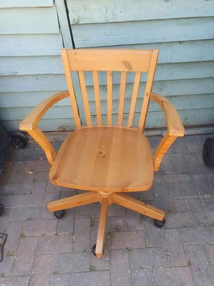 Photo of free Adjustable Wooden Chair (Burwell CB25) #2