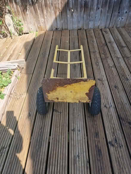 Photo of free Sack barrow (Hornchurch RM12) #3