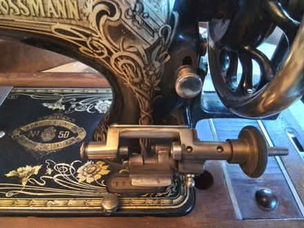 Photo of free Manual sewing machine (Whitemans Green RH17) #1