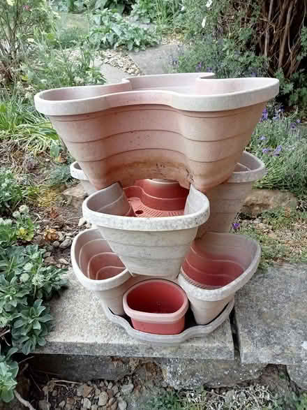 Photo of free Planter with extra pots (Tadmarton OX15) #2