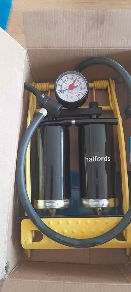 Photo of free Foot pump (whyteleafe) #1