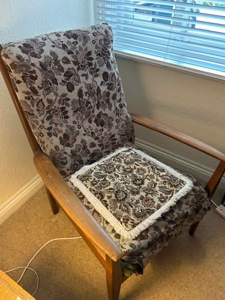 Photo of free Fireside chair (Old Town HP2) #1
