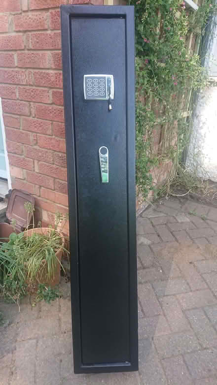 Photo of free Tall metal safe (Nash Mills WD4) #1