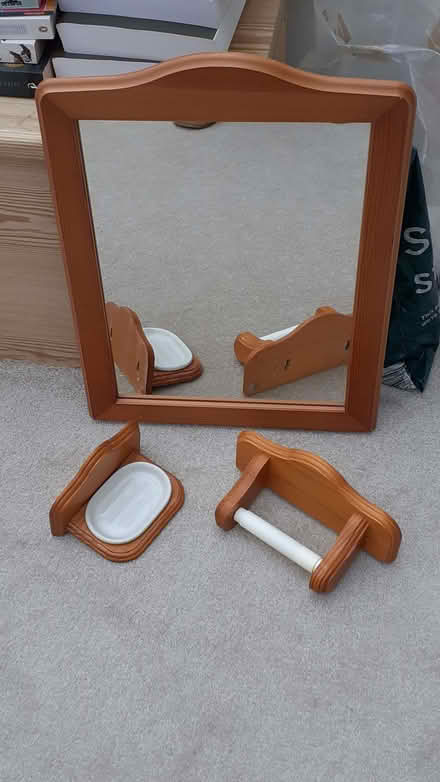 Photo of free Mirror, soapdish & loo roll holder (Pamber Heath RG26) #1