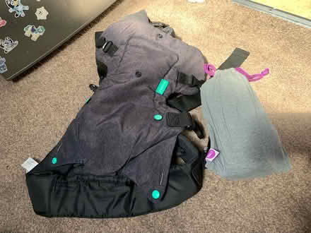 Photo of free Baby carrier and stretchy wrap (SE25 selhurst) #1