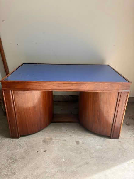 Photo of free Antique coffee table (Manassas, Va.) #3