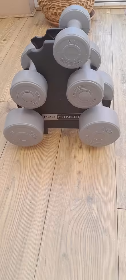 Photo of free Weights (whyteleafe) #1