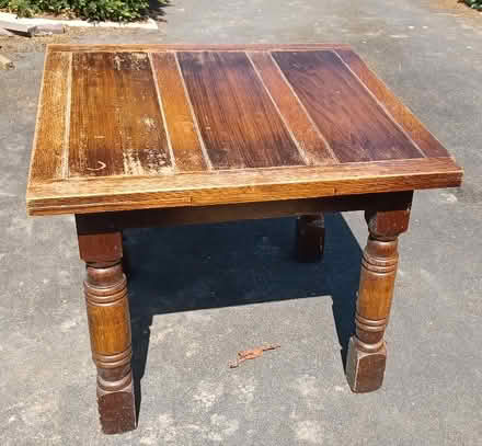 Photo of free dining table (Shrewsbury (near the Column)) #1