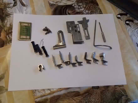 Photo of free Manual sewing machine (Whitemans Green RH17) #4