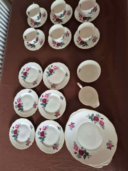 Photo of free Vintage Tea set (Burwell OX28) #4