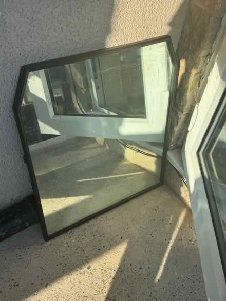 Photo of free Dresser (Bakewell DE45) #2