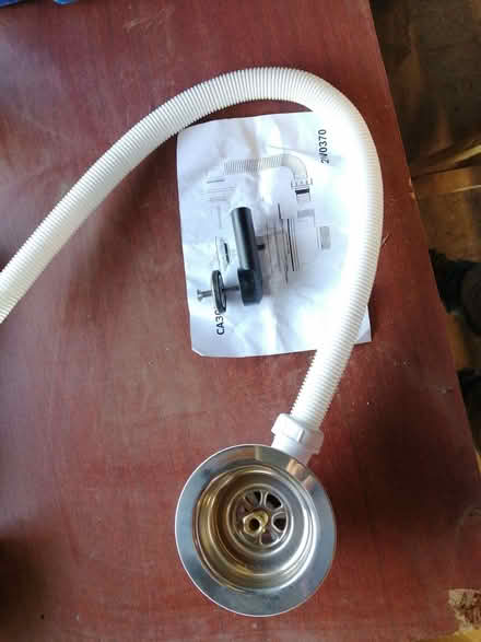 Photo of free Miscellaneous plumbing bits (Grayrigg LA8) #4