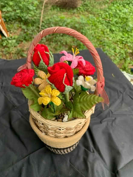 Photo of free Knitted flower basket (AL2 / SG6) #2