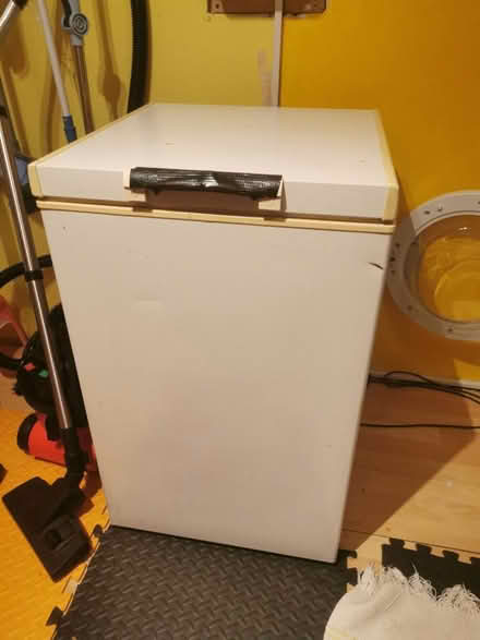 Photo of free Feeezer (Slough SL3) #1