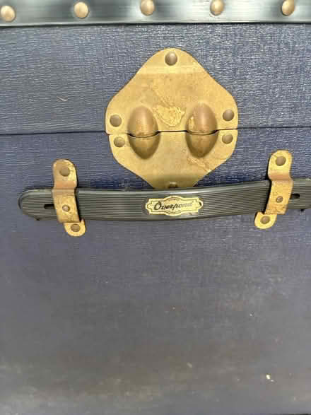 Photo of free Large Trunk (Bn162sb) #2