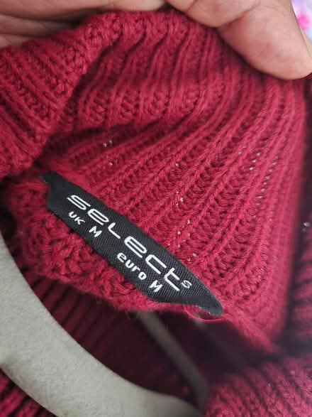 Photo of free Red jumper (IG6 3s) #1