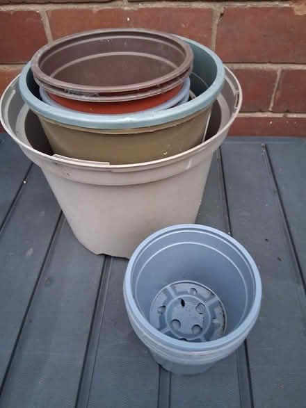 Photo of free Assorted plant pots (Stockport SK7) #1